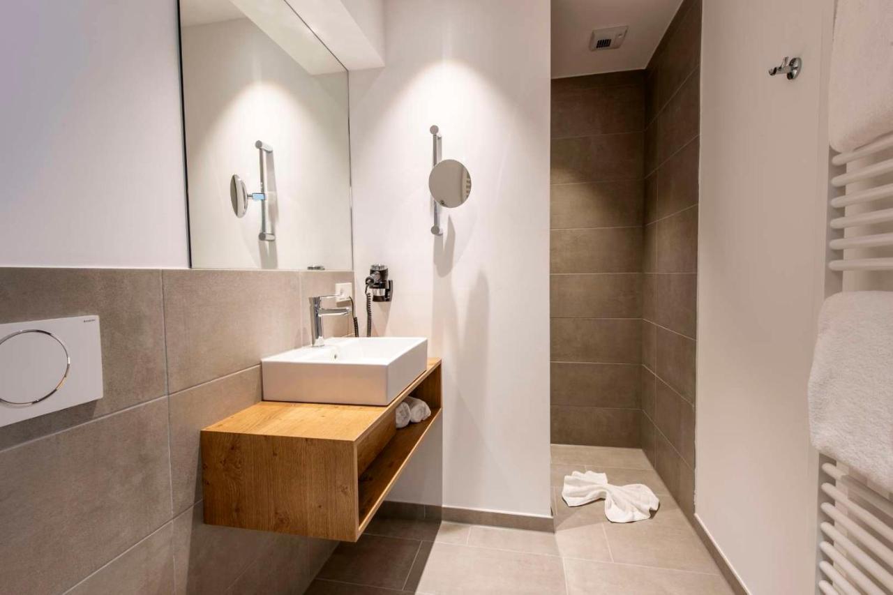 גלדרן Jahotel מראה חיצוני תמונה
